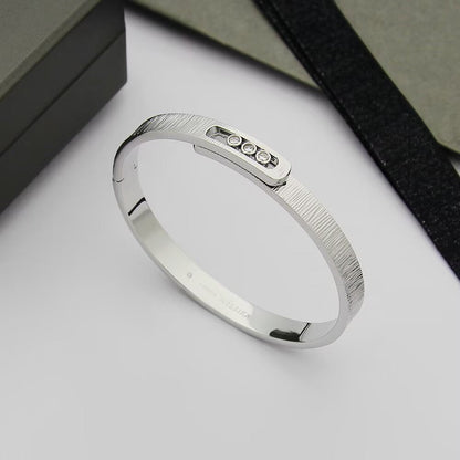 [Elara]MOVE NOA CISELÉ BANGLE BRACELET