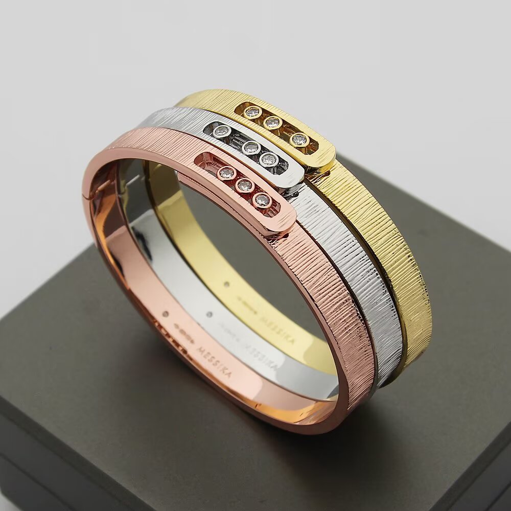 [Elara]MOVE NOA CISELÉ BANGLE BRACELET