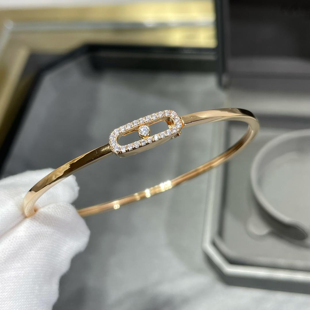 [Elara]MOVE UNO PAVÉ FLEX BANGLE (MEDIUM)