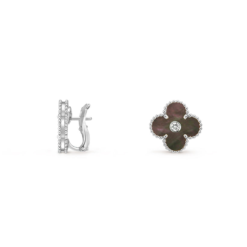 [Elara]15MM CLOVER FLOWER STUD EARRINGS DIAMOND-WHITE GOLD COLLECTION
