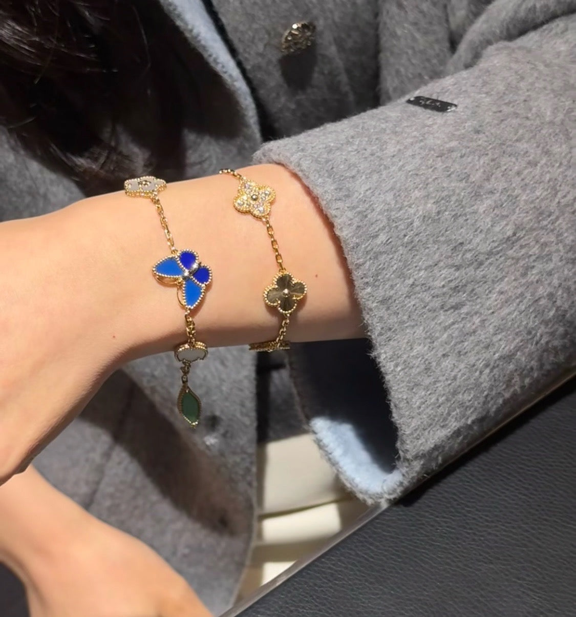 [Elara]SPRING ENCHANTMENT BUTTERFLY & FLORAL CHARM BRACELET