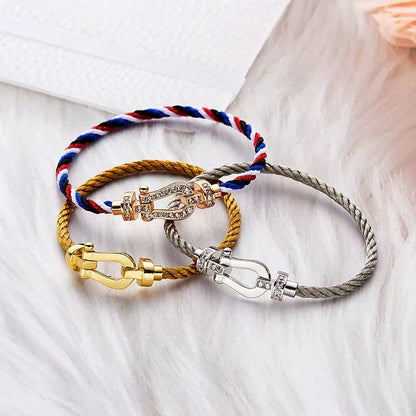 [Elara]GROSSES HUFEISEN ARMBAND - GOLD