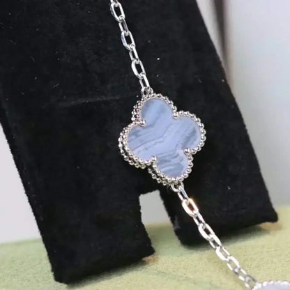 [Elara]LUCKY CLOVER 5-MOTIF BRACELET - PURPLE CHALCEDONY COLLECTION