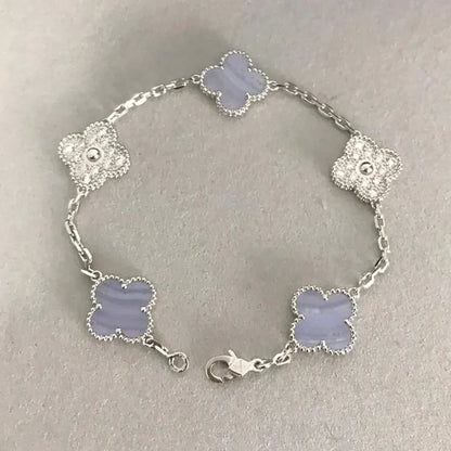 [Elara]LUCKY CLOVER 5-MOTIF BRACELET - PURPLE CHALCEDONY COLLECTION