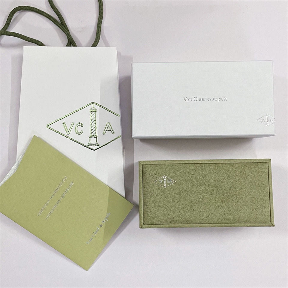 [Elara]CLOVER BRAND JEWELRY BOX