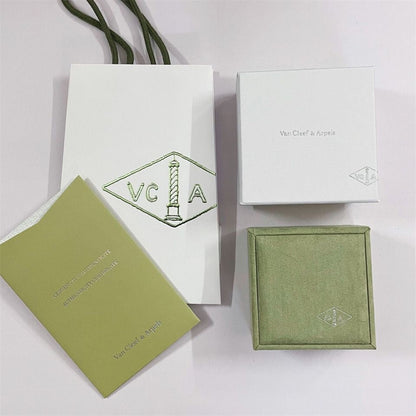 [Elara]CLOVER BRAND JEWELRY BOX
