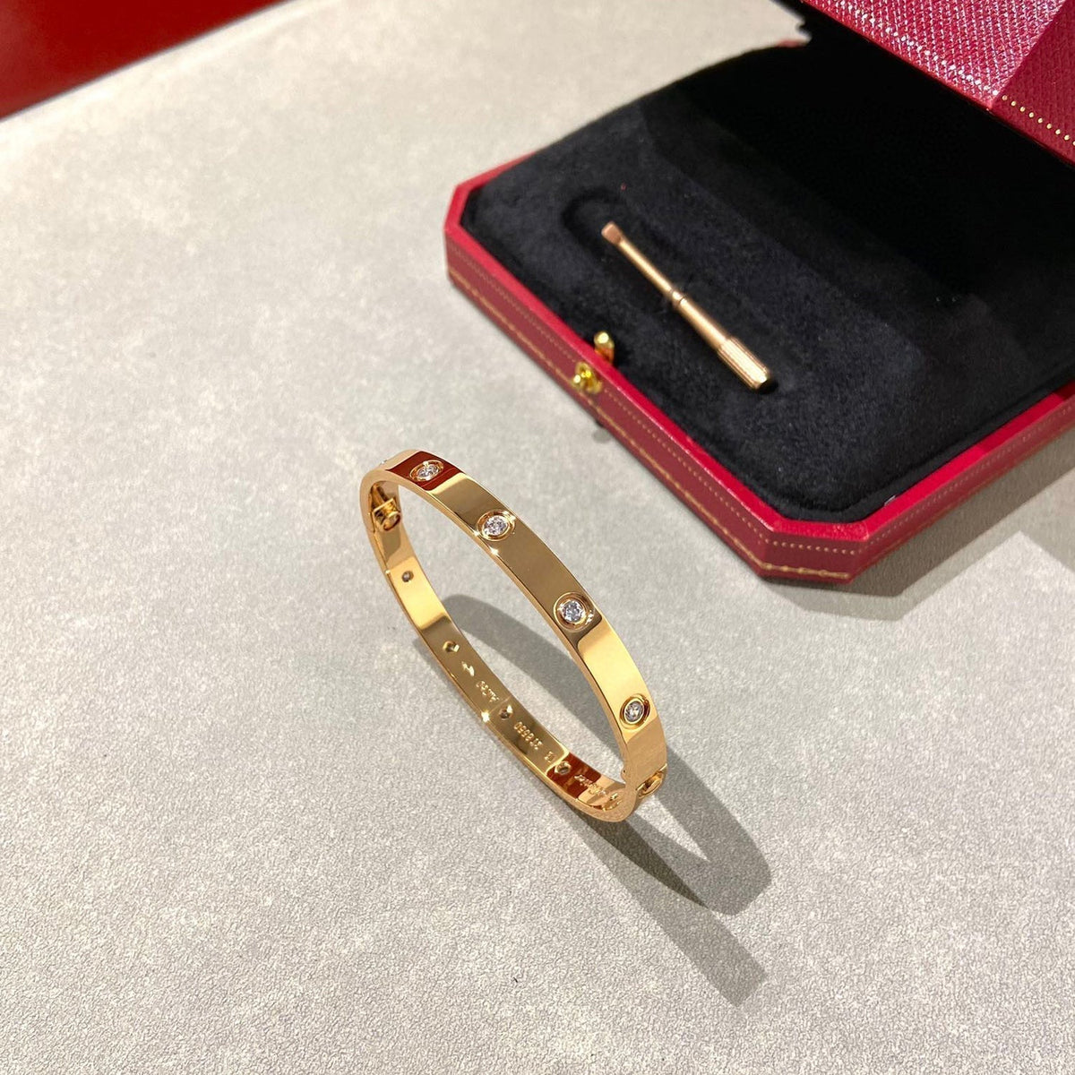 [Elara]CLASSIC 6.1MM LOVE BANGLE - 10-DIAMOND