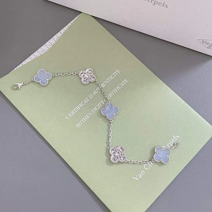 [Elara]LUCKY CLOVER 5-MOTIF BRACELET - PURPLE CHALCEDONY COLLECTION