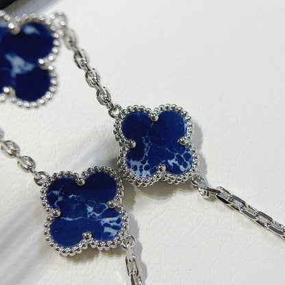 [Elara]LUCKY CLOVER 5-MOTIF BRACELET - PIETERSITE COLLECTION