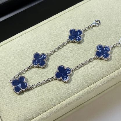 [Elara]LUCKY CLOVER 5-MOTIF BRACELET - PIETERSITE COLLECTION