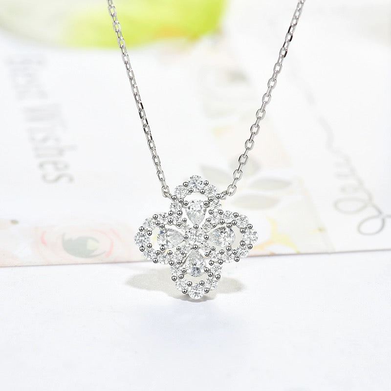 [Elara]HALSKETTE LOOP FULL MOTIF DIAMANT 16MM MEHRERE FARBEN