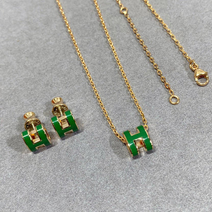 [Elara]POP H GREEN NECKLACE SILVER AND GOLD