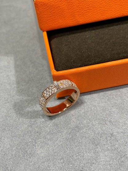 [Elara]KELLY ROSE GOLD DIAMOND RING
