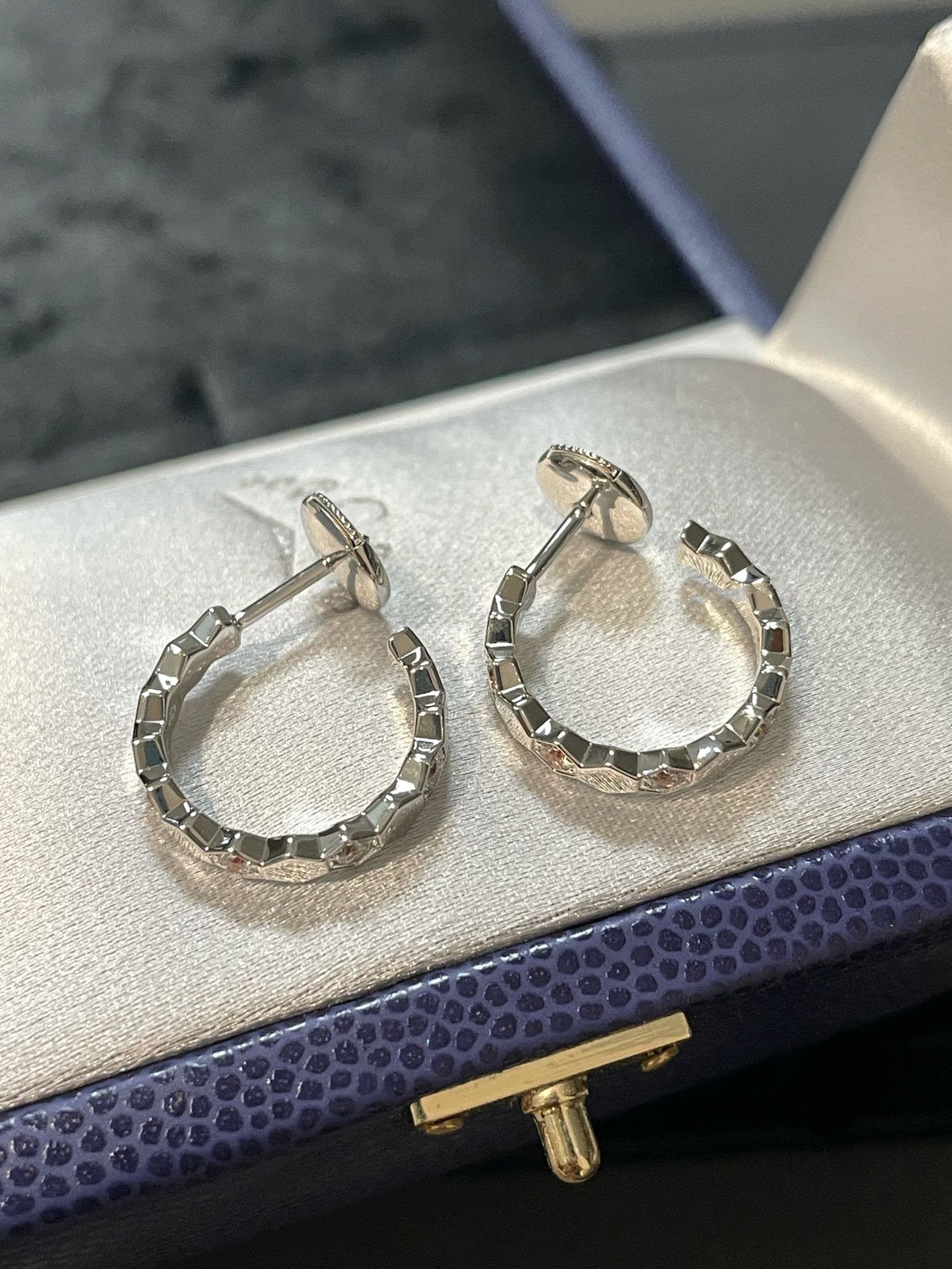 [Elara]Hollow Design Four-Leaf Clover Flower Shape Ring