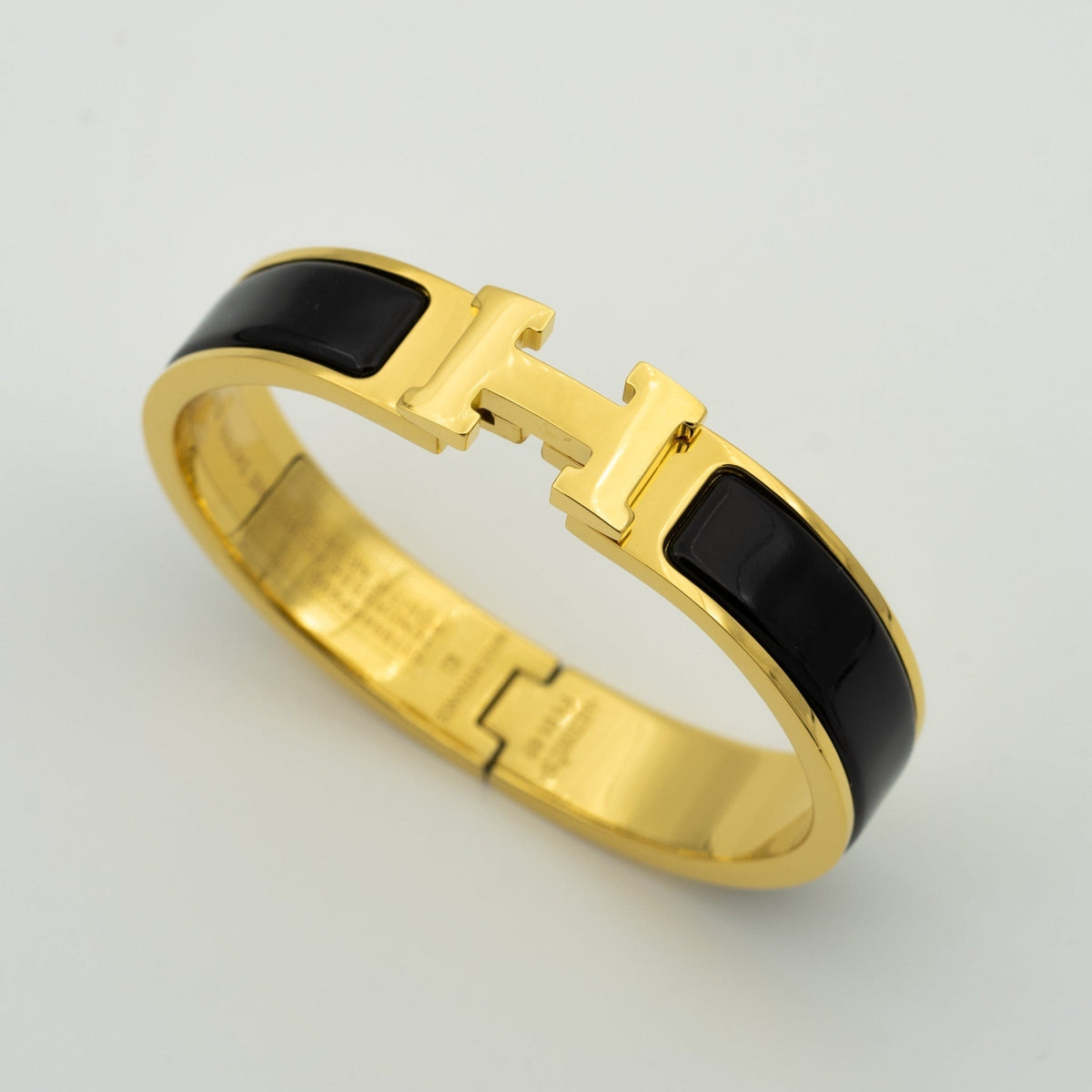 [Elara]H BLACK BRACELET