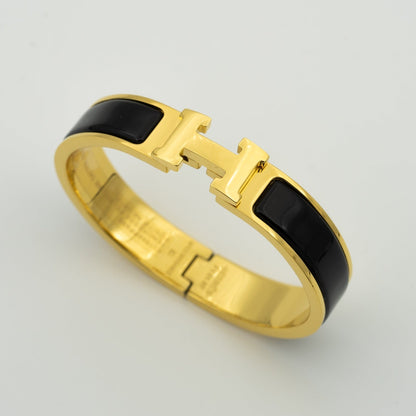 [Elara]H BLACK BRACELET