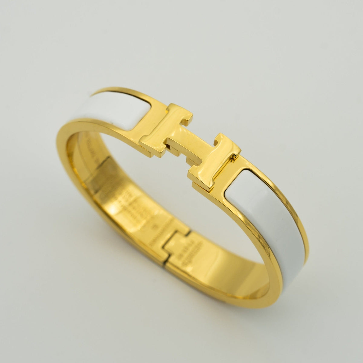 [Elara]H WEISSES ARMBAND