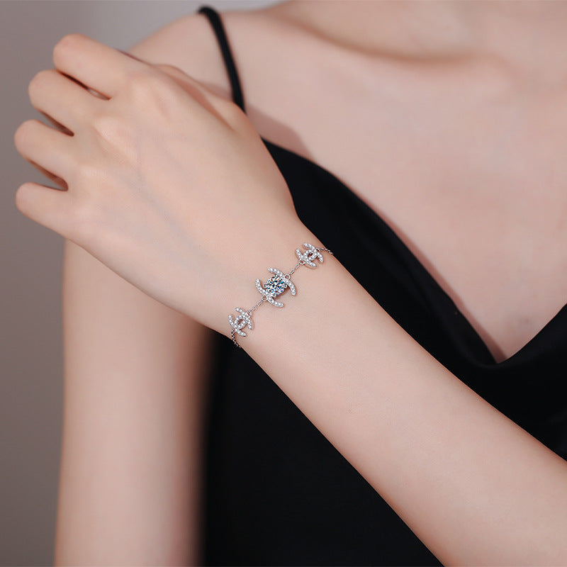[Elara]CLASSIC INTERLOCKING MOISSANITE BRACELET