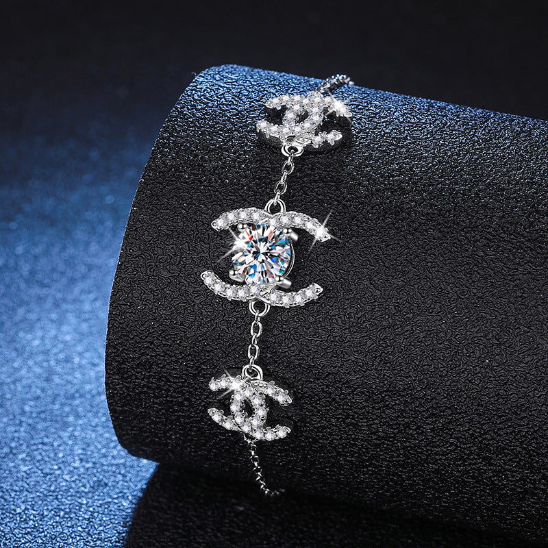 [Elara]CLASSIC INTERLOCKING MOISSANITE BRACELET