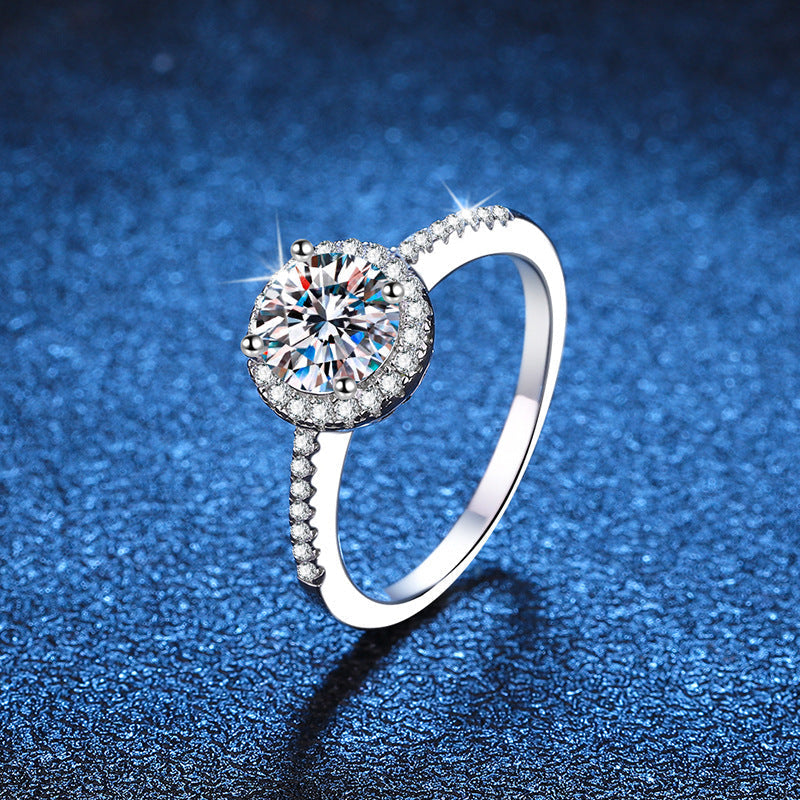 [Elara]RADIANT ROUND HALO MOISSANITE ENGAGEMENT RING