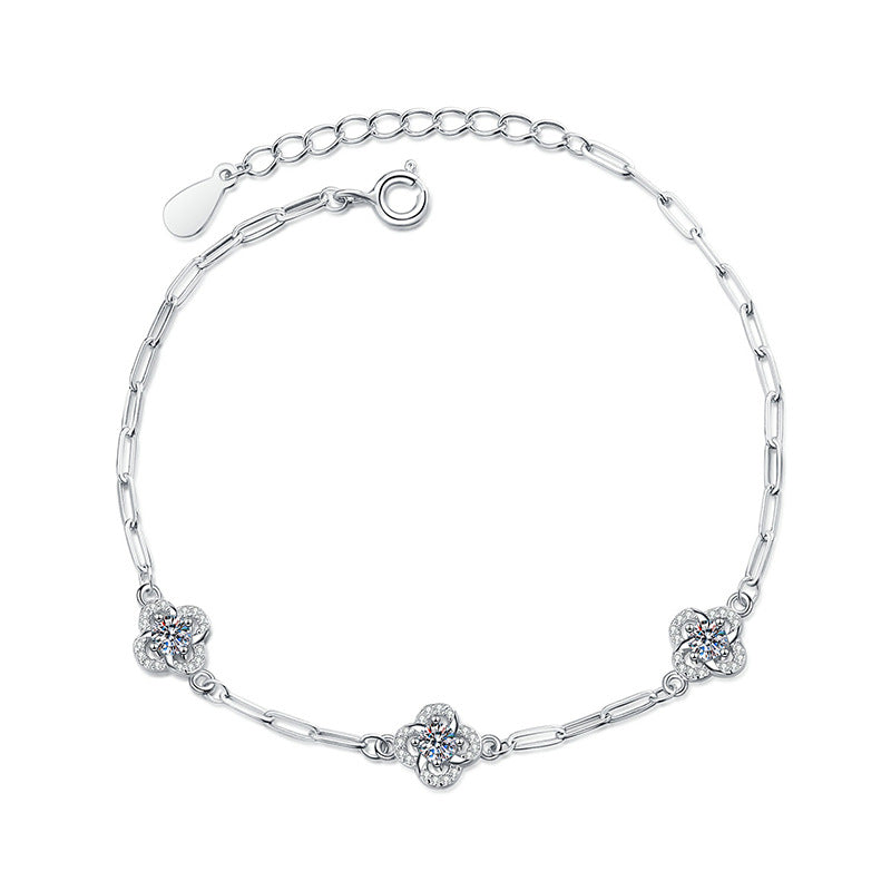 [Elara]TRIPLE-CLOVER MOISSANITE BRACELET