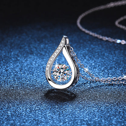 [Elara]DANCING WATER DROP MOISSANITE NECKLACE