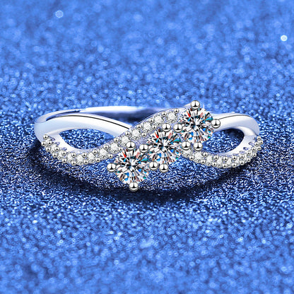 [Elara]INTERTWINING LOVE MOISSANITE RING