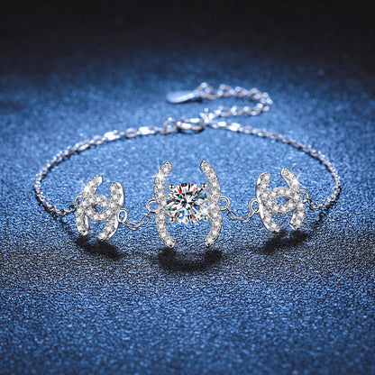[Elara]CLASSIC INTERLOCKING MOISSANITE BRACELET