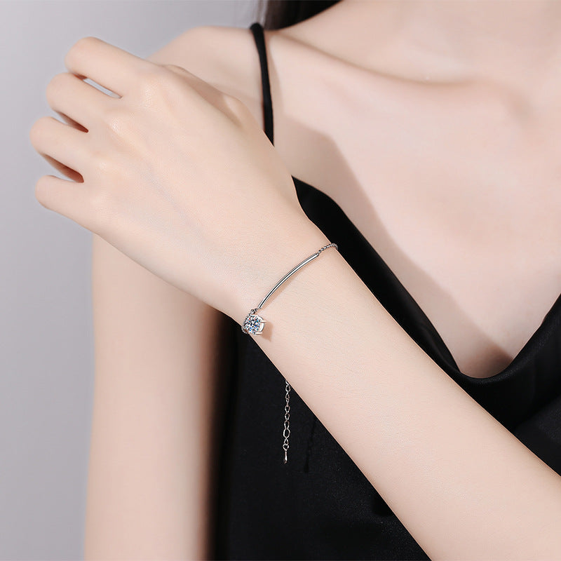 [Elara]ELEGANT HALF-MOON CURVE MOISSANITE BRACELET