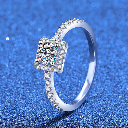 [Elara]DAINTY SUGAR-CUBE MOISSANITE RING