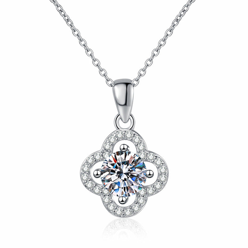 [Elara]CLASSIC CLOVER MOISSANITE PENDANT NECKLACE