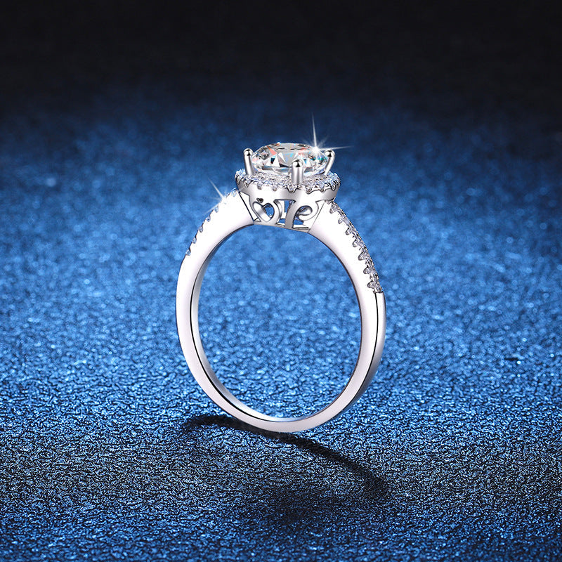 [Elara]RADIANT ROUND HALO MOISSANITE ENGAGEMENT RING