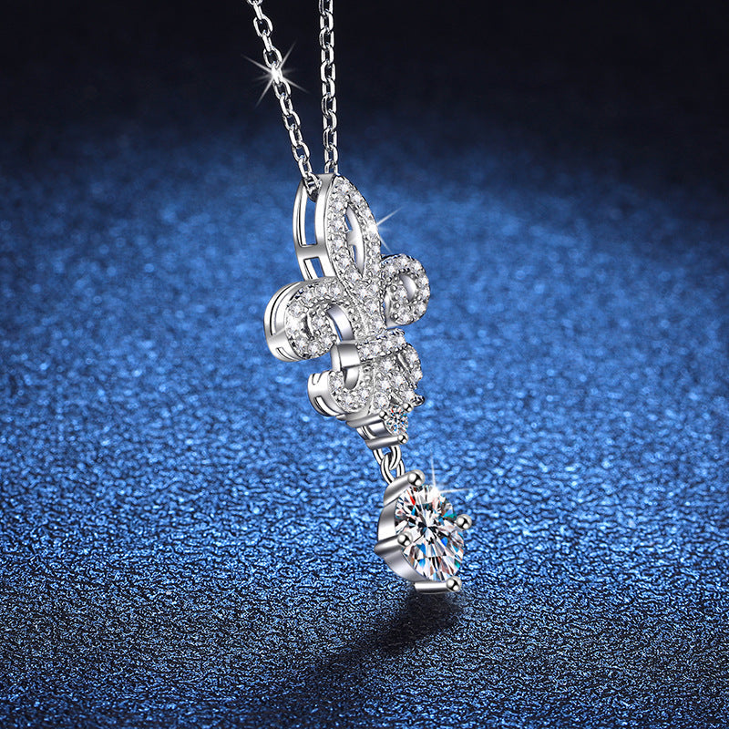 [Elara]ROYAL FLEUR-DE-LIS MOISSANITE PENDANT NECKLACE