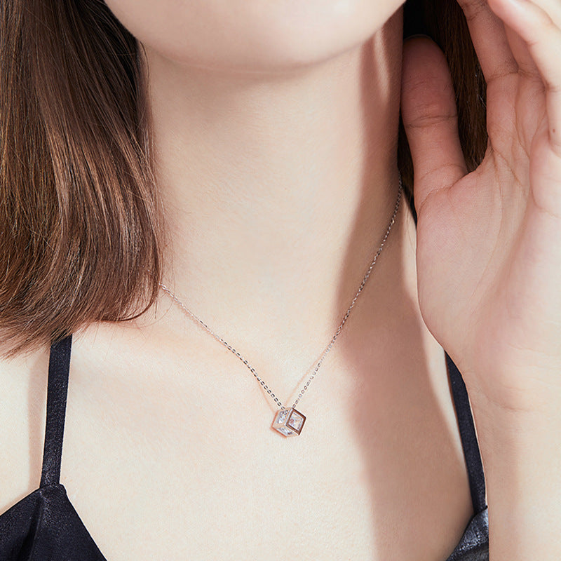 [Elara]GEOMETRIC SUGAR-CUBE MOISSANITE NECKLACE