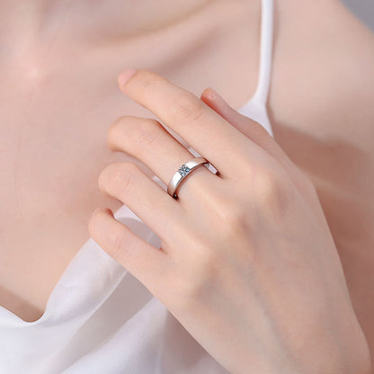[Elara]SLEEK MINIMALIST COUPLE'S MOISSANITE RING