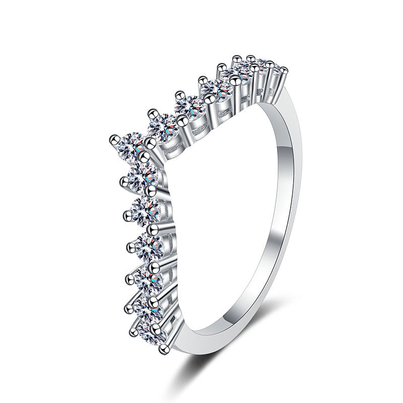 [Elara]ELEGANTER V-FÖRMIGER CHEVRON-MOISSANITRING