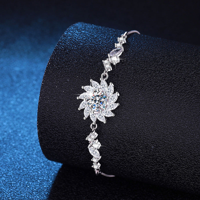 [Elara]RADIANT SUNFLOWER MOISSANITE BRACELET