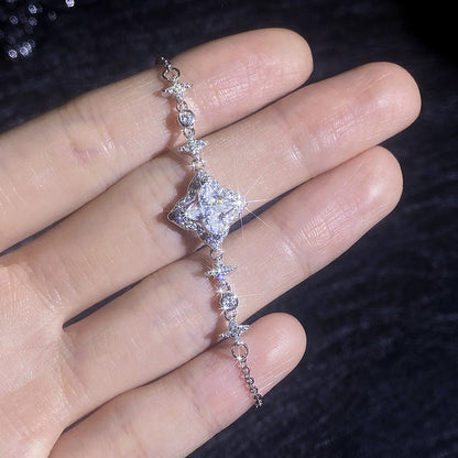 [Elara]MARQUISE-CLOVER MOISSANITE BRACELET