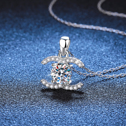 [Elara]CLASSIC INTERLOCKING MOISSANITE PENDANT NECKLACE