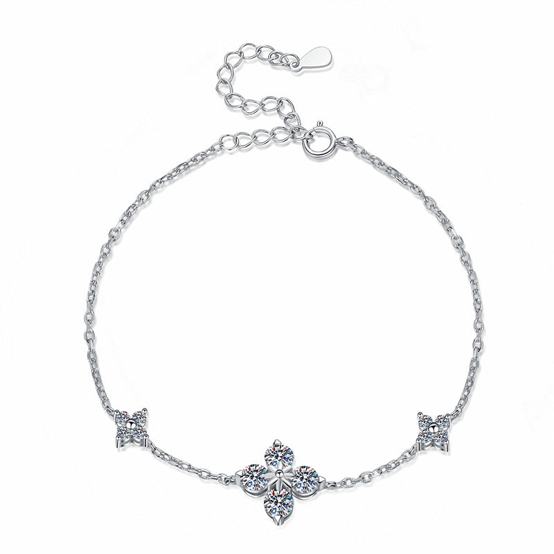 [Elara]CLOVER LUCKY CHARM MOISSANITE BRACELET