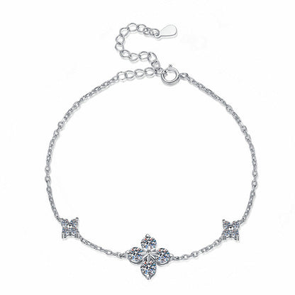 [Elara]CLOVER LUCKY CHARM MOISSANITE BRACELET