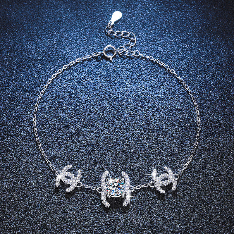 [Elara]CLASSIC INTERLOCKING MOISSANITE BRACELET