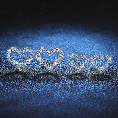 [Elara]SPARKLING HEART-SHAPED MOISSANITE STUD EARRINGS