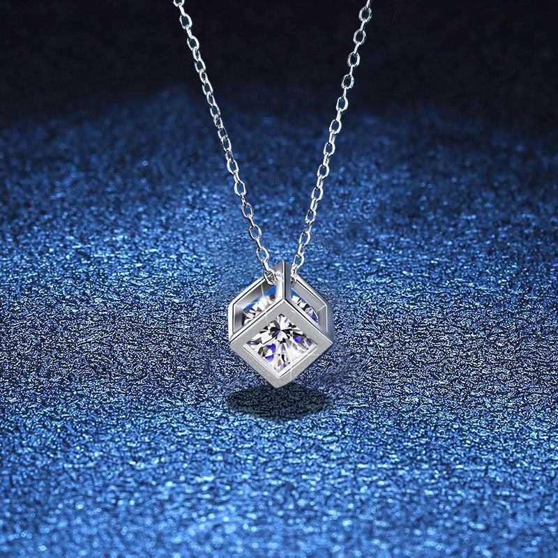 [Elara]GEOMETRIC SUGAR-CUBE MOISSANITE NECKLACE
