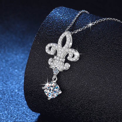 [Elara]ROYAL FLEUR-DE-LIS MOISSANITE PENDANT NECKLACE