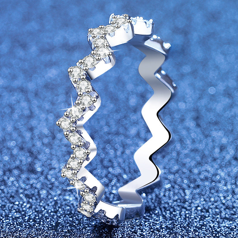 [Elara]CHIC WAVY MOISSANITE ETERNITY RING
