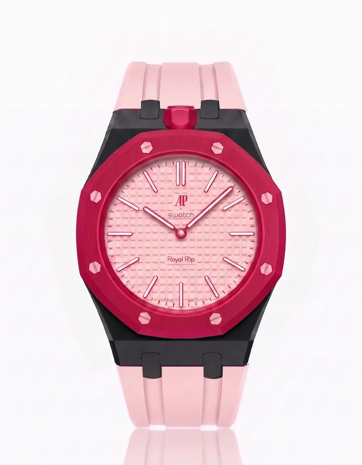 [
  {
    "Elara": "SILICONE STRAP & CASE ROYAL POP OTTO ROSSO（色をカスタマイズ）"
  }
]