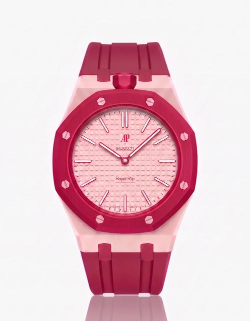 [
  {
    "Elara": "SILICONE STRAP & CASE ROYAL POP OTTO ROSSO（色をカスタマイズ）"
  }
]