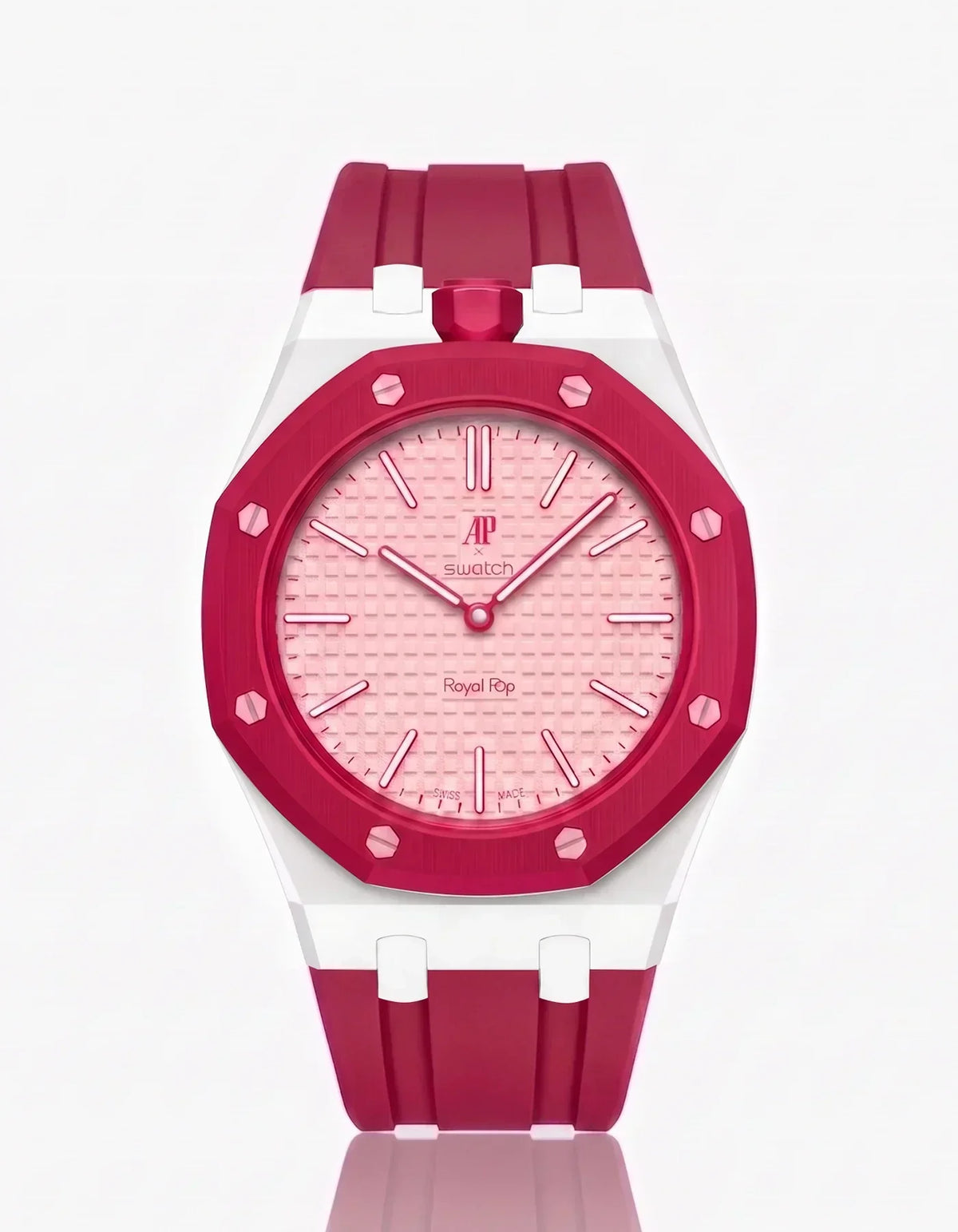 [
  {
    "Elara": "SILICONE STRAP & CASE ROYAL POP OTTO ROSSO（色をカスタマイズ）"
  }
]