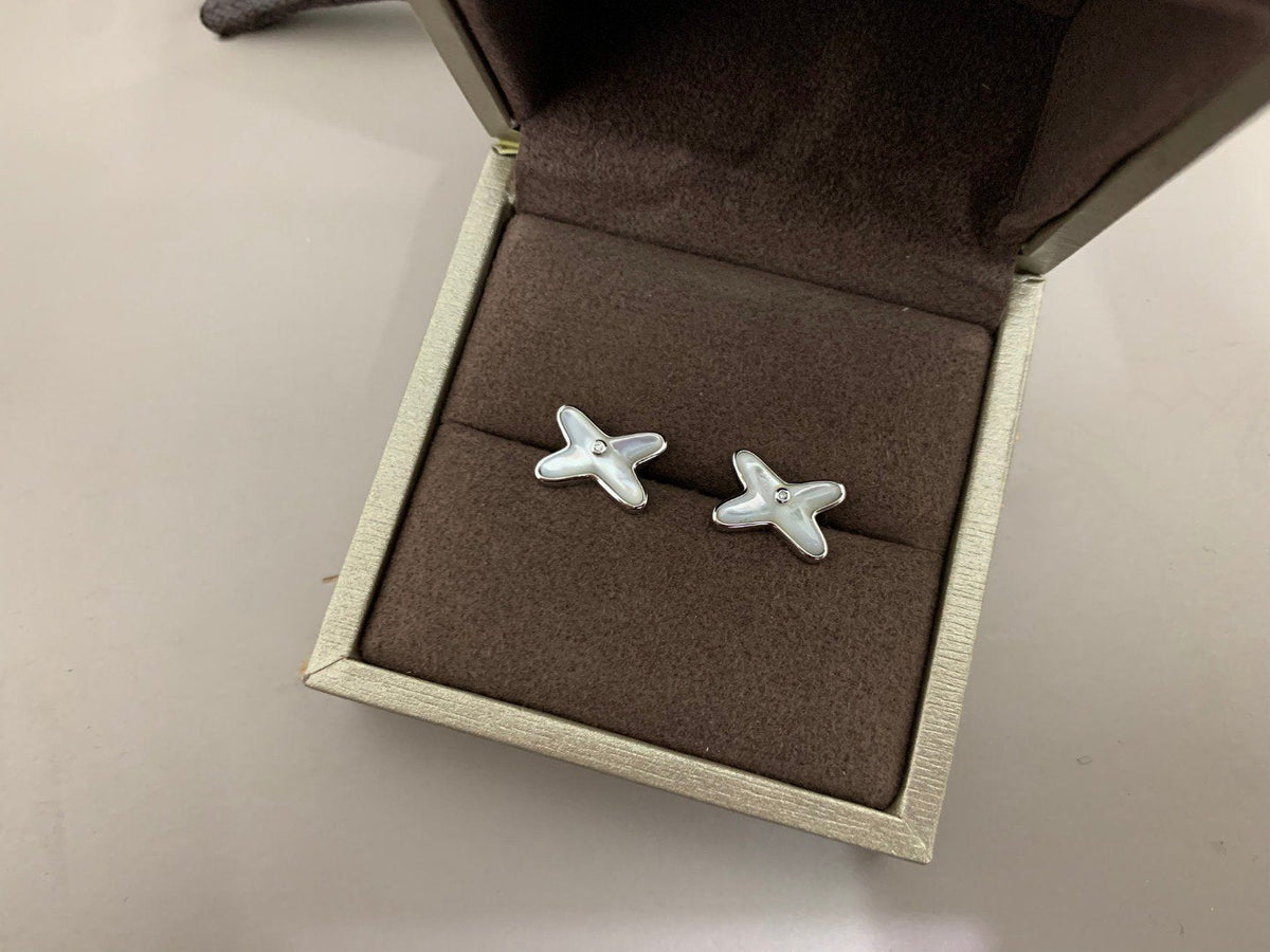 [Elara]JEUX DE WHITE MOP SILVER DIAMOND EARRINGS
